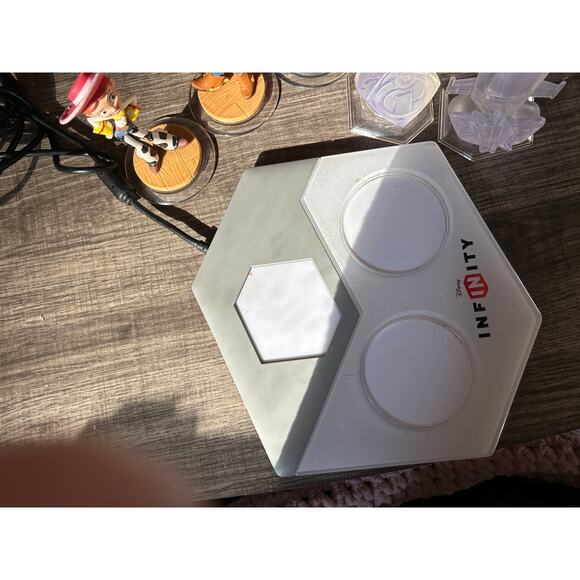 Disney Infinity Lot of 8 Items Toy Story Incredibles - Picture 5 of 5